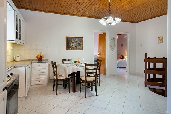paxos villa