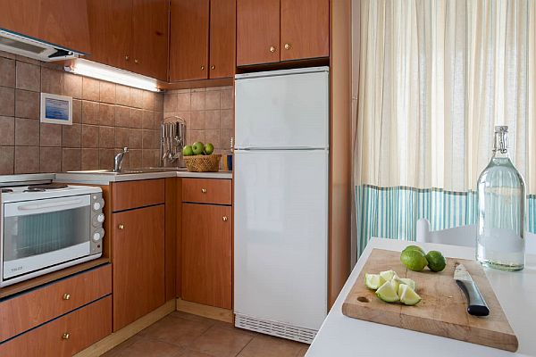 paxos luxe apt.