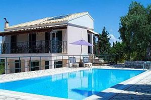 paxos villa met zwembad en bbq